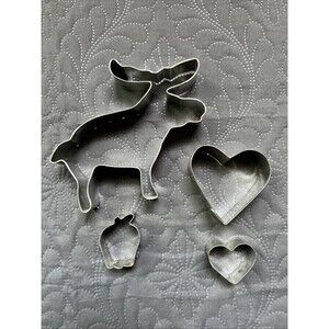 VTG Assorted Metal Cookie Cutters Moose, Hearts & Apple 4pcs Set Bakeware Candy